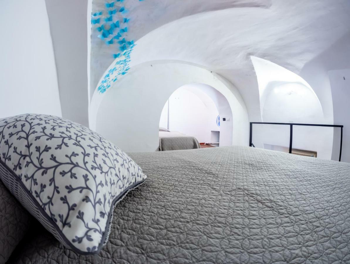 Sikulahouse - Apartment In The City Center Catánia Buitenkant foto