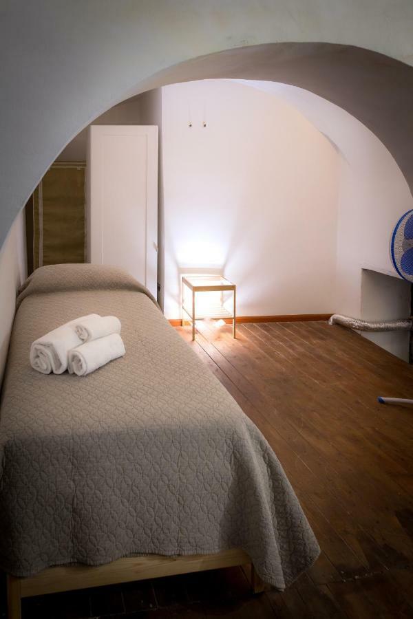 Sikulahouse - Apartment In The City Center Catánia Buitenkant foto
